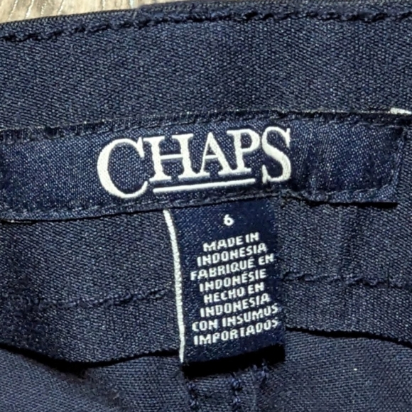 Chaps size 6 navy slacks in great condition extra wide waistband - Picture 6 of 13